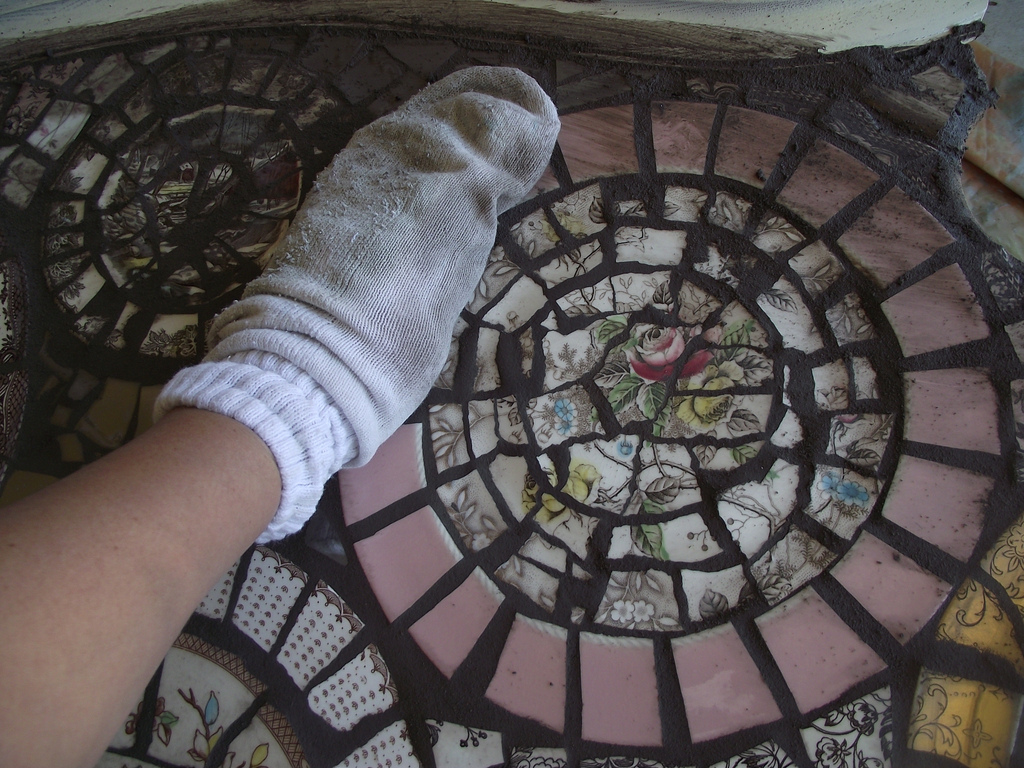 The Vintage Butterfly How to Make a Mosaic Headboard The Lost Post