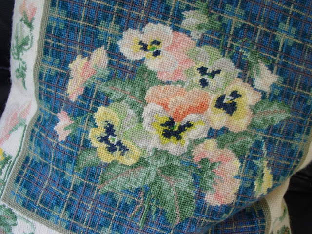 the woolly dog: Knitting Tartan...