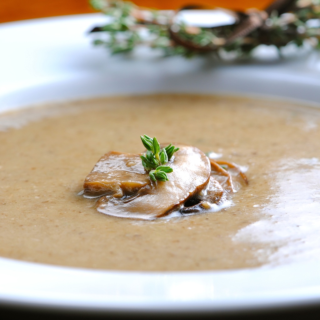 JULES FOOD... Baby Bella, Shiitake Mushroom Soup...(non dairy)