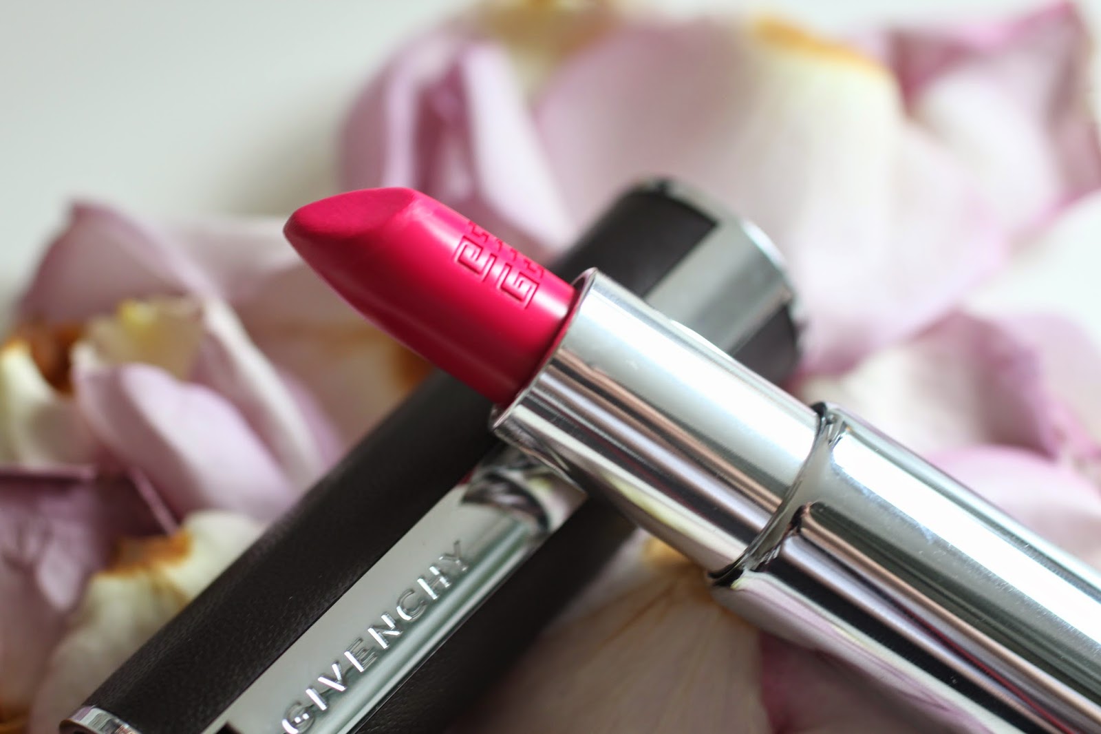 Creatin' Faces Givenchy Lipstick Vibrant Fuchsia