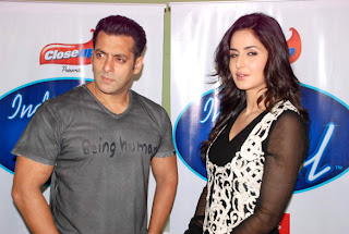 Salman Khan with Katrina kaif on the sets of 'Indian Idol 6' for promotion
