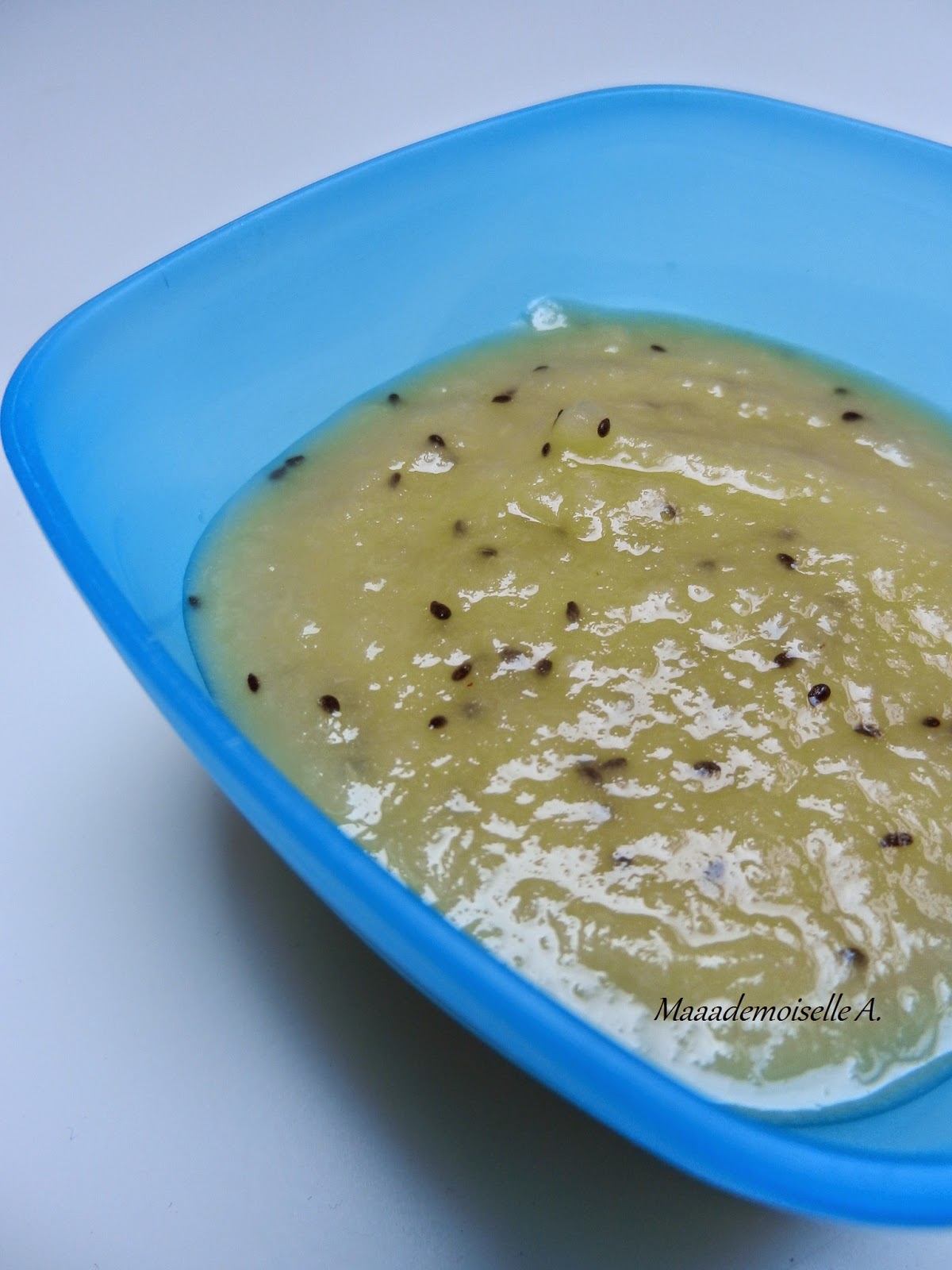 Maaademoiselle A. Recette de petit pot pour bébé Compote Pomme