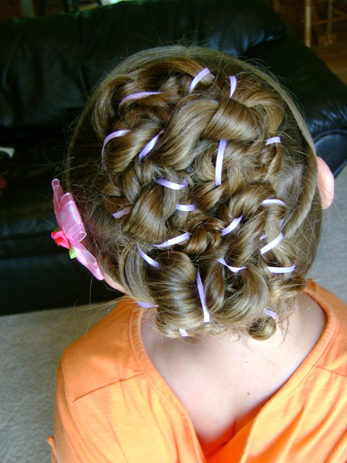 Do's To Choose Knotty Curls Updo