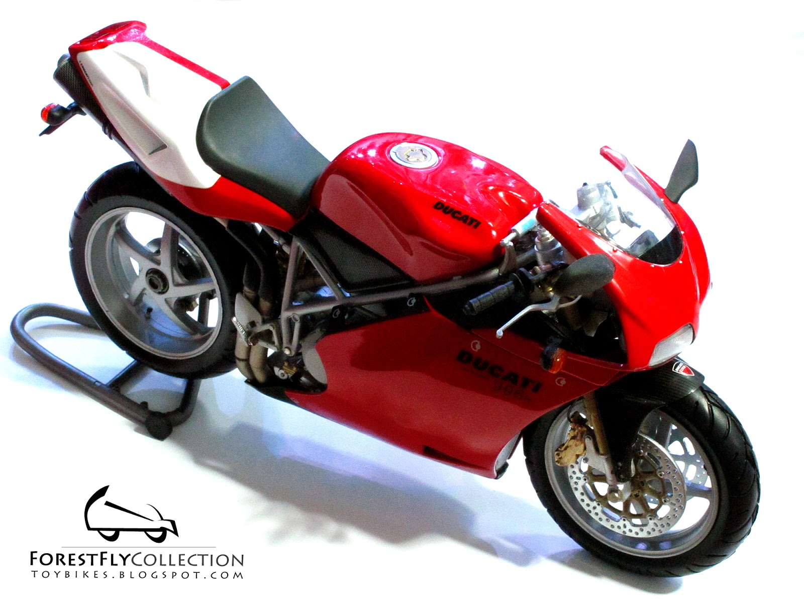 1:12 scale Ducati 996R Desmoquattro