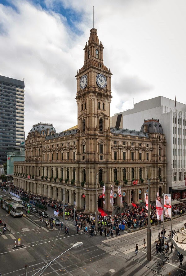 The Style Examiner H&M opens first ever store in Australia