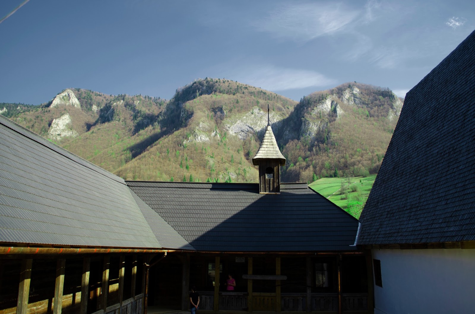 O Lume Surprinsă In Imagini Munții Apuseni Ii Casa Memorială Avram Iancu și Dealul Cu Melci