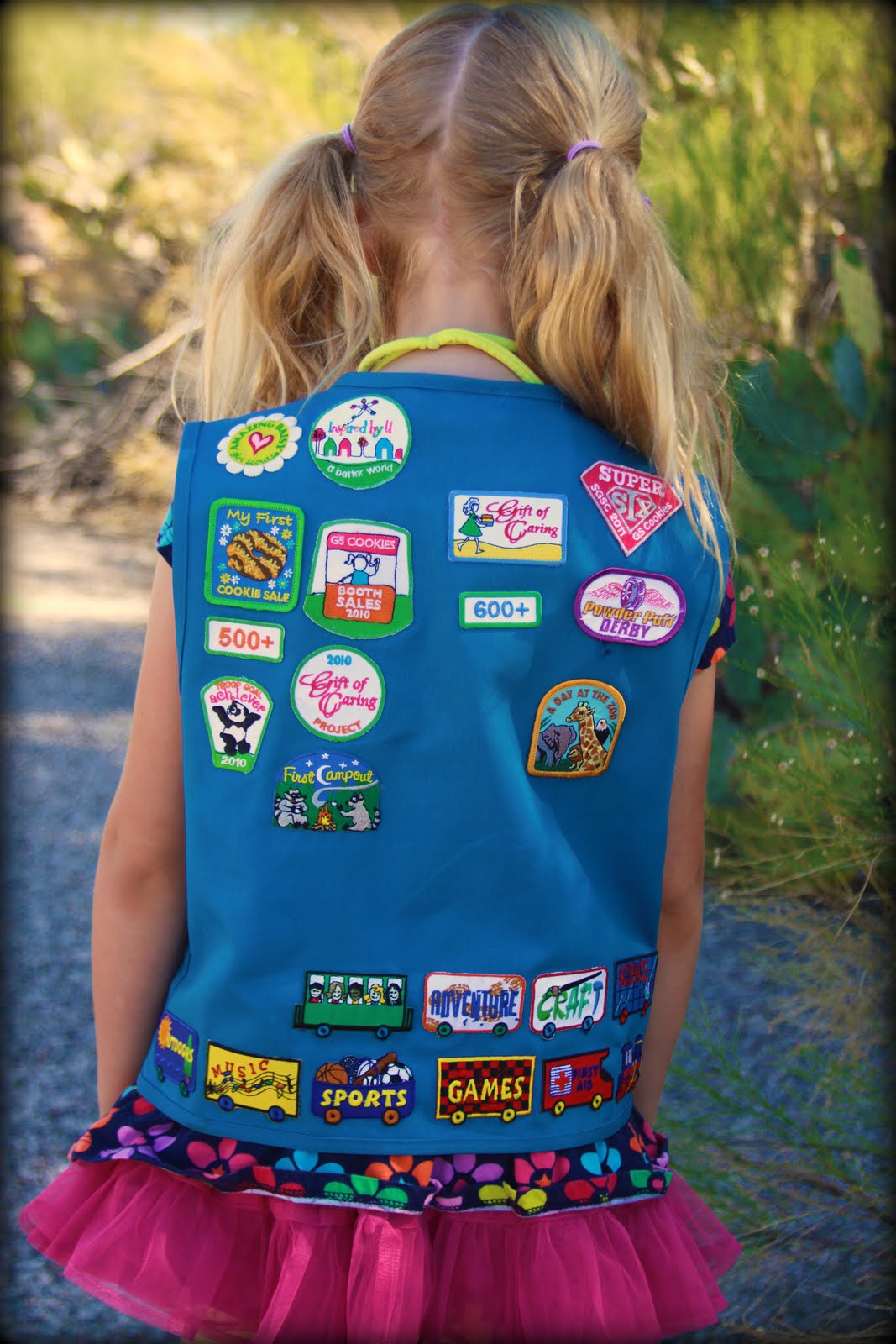 Download free software Daisy Scout Patch Placement Tunic