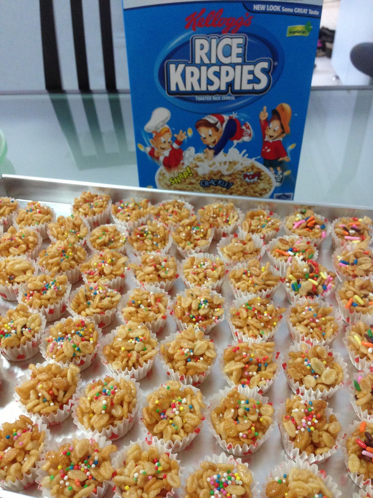 Lilycancook Honey Rice Krispies and Cornflake Cups