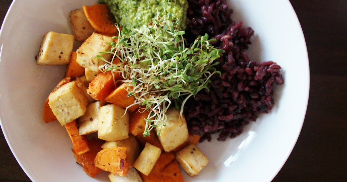 This Rawsome Vegan Life baked yam & tofu with purple rice, kale pesto