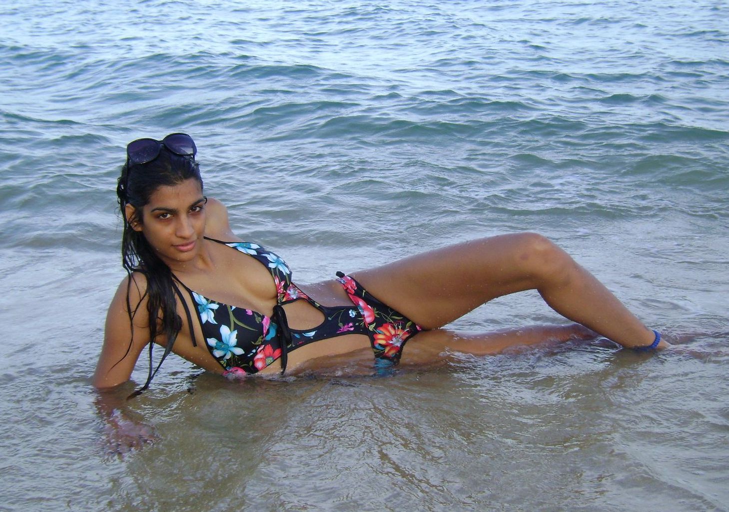 Nelly furtado bikini 2008