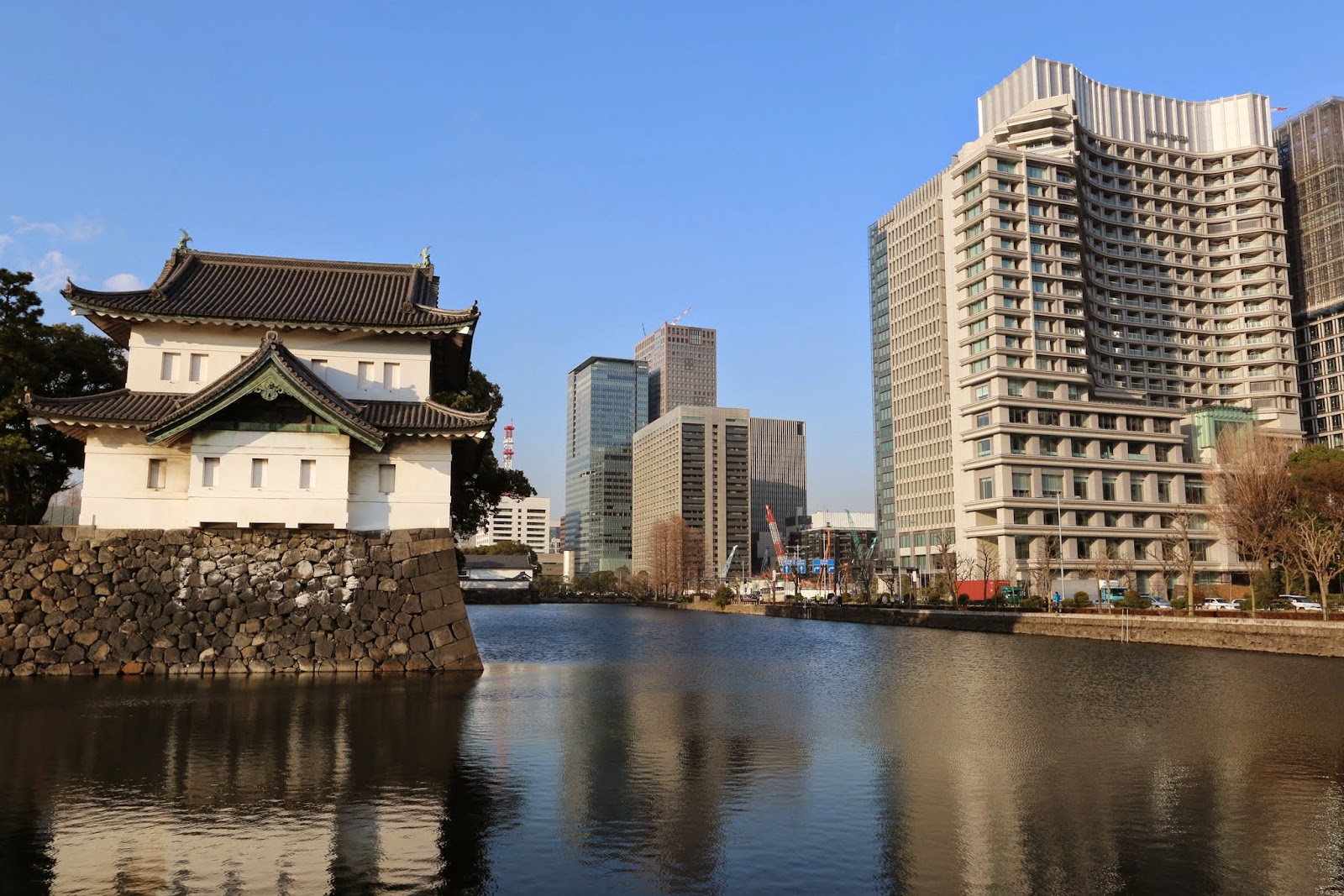 We took the Tokyo bus tour around Marunouchi Course which was very fascinating to see the blend city view of skyscrapers with Imperial Palace and historical train station We took the Tokyo bus tour around Marunouchi Course which was very fascinating to see the blend city view of skyscrapers with Imperial Palace and historical train station