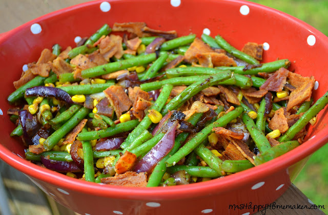 green beans with bacon and caramelized onion