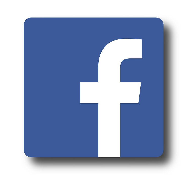 Köves minket a Facebookon