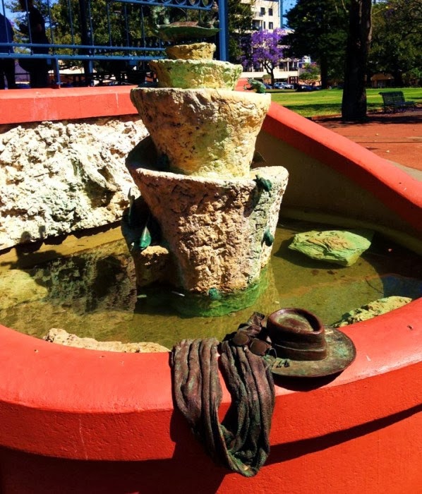 Hat and Fish Fountain by Greg James and Drago Dadich in 1994