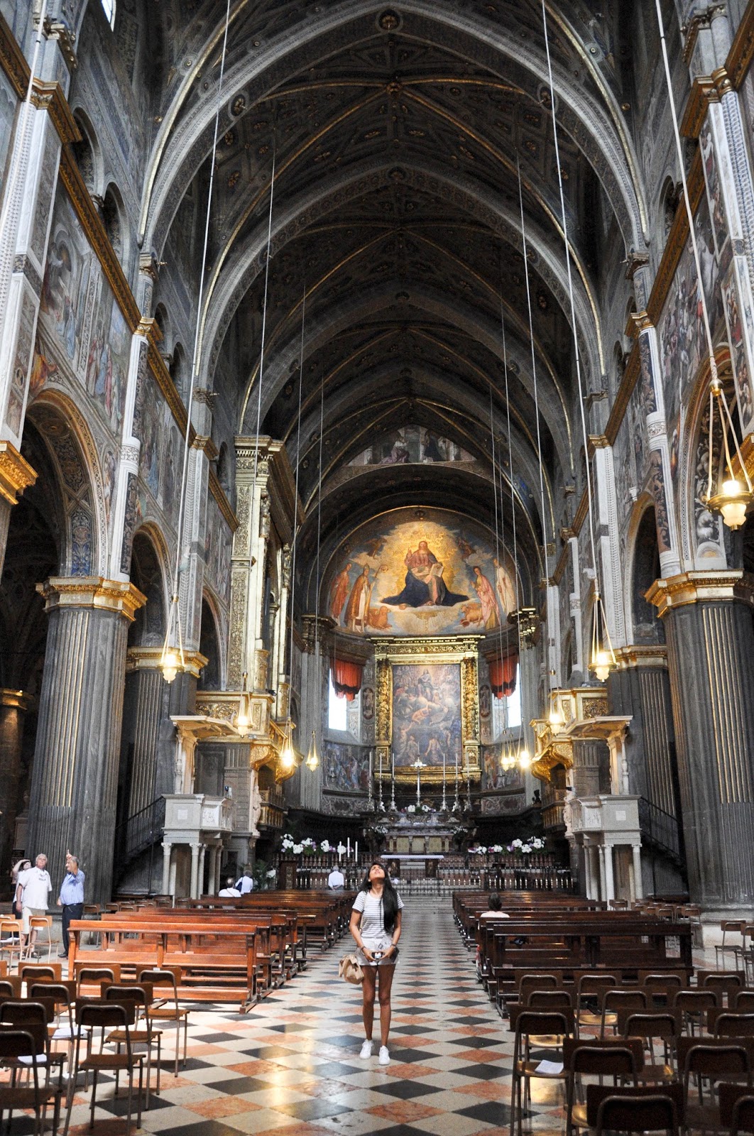 Inside Duomo, Cremona, Italy Inside Duomo, Cremona, Italy