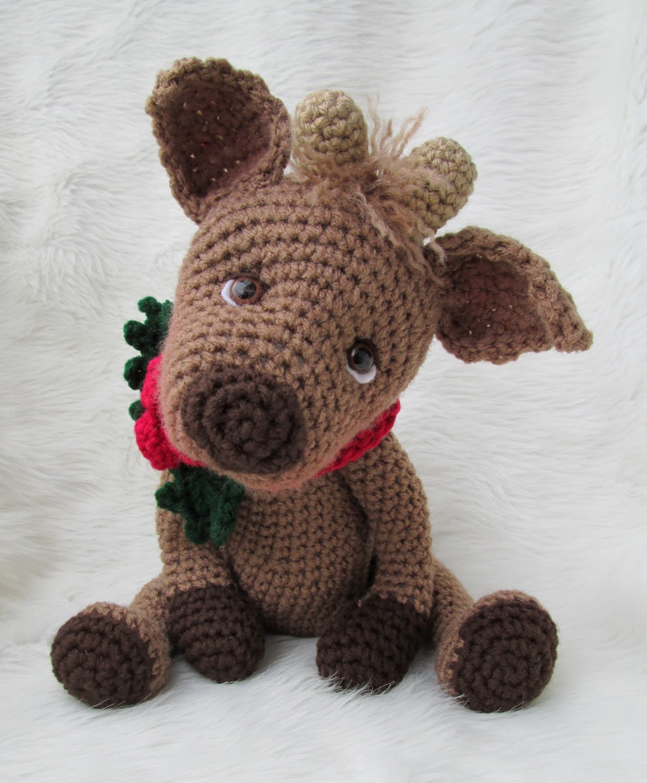 Wool and Whims: New Crochet Pattern, Simply Cute Reindeer