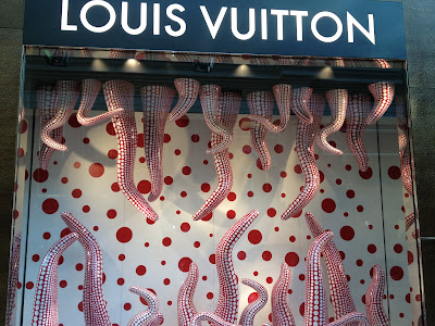 Luis Vuitton window display at the Bellagio