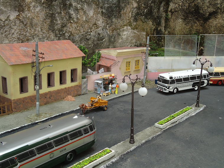 Miniaturas do ônibus Cermava 1ª parte