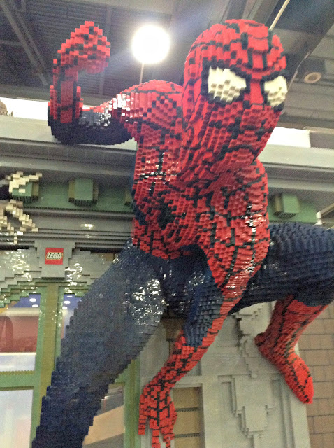 LEGO Creativity Tour [photos] Close-up of Spider-man