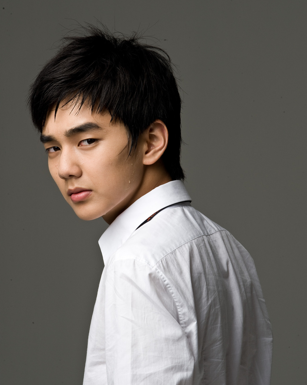 Eky BLOG Yoo Seung Ho Profile