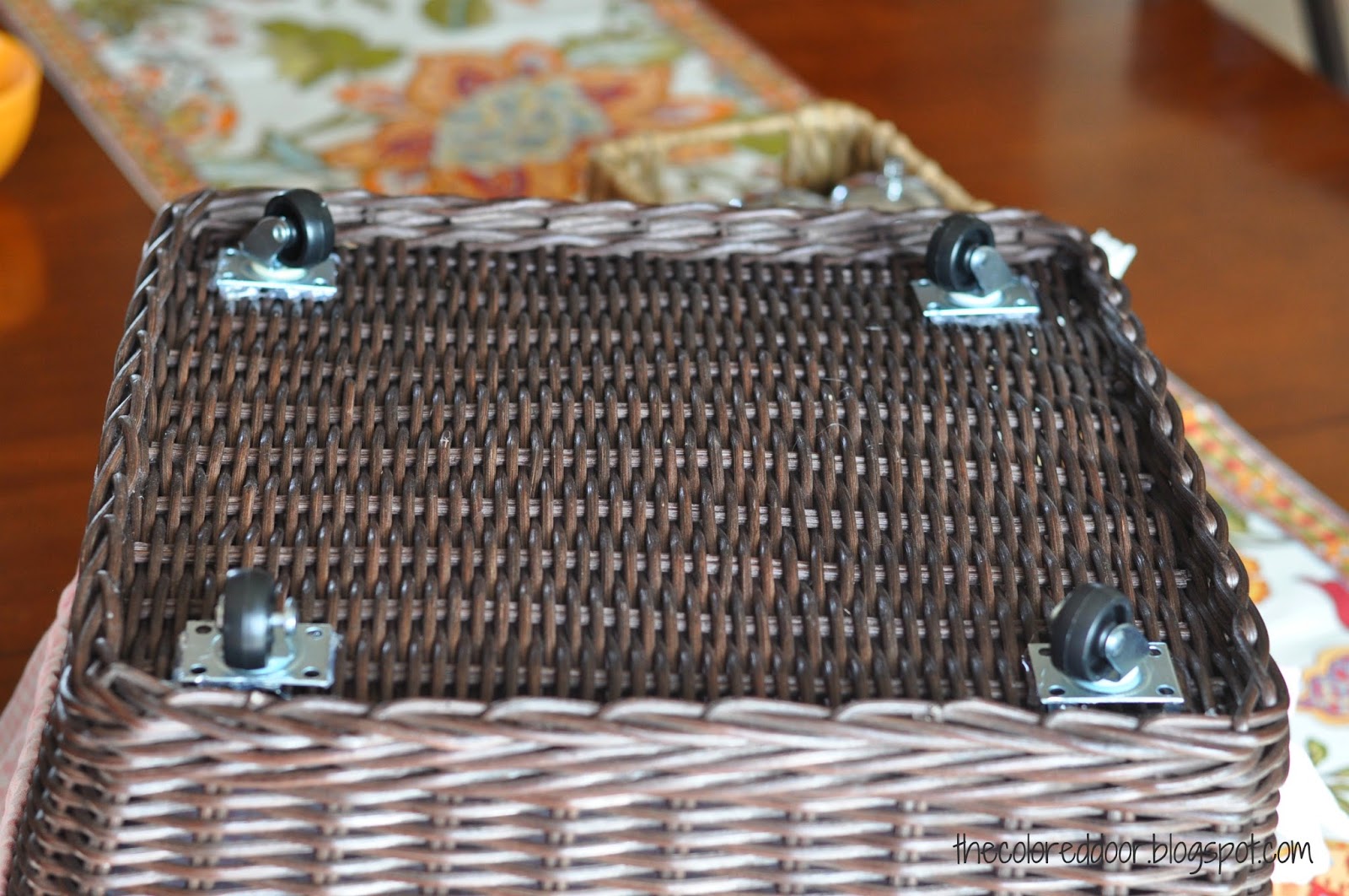 the colored door Baskets with Wheels