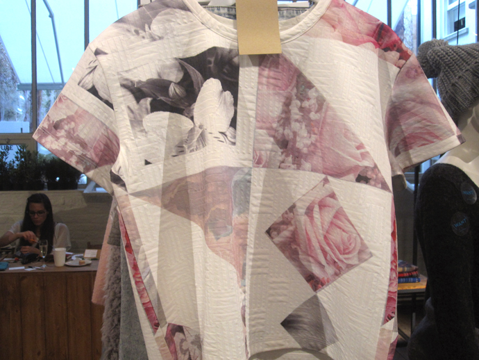 PRIMARK-GRAPHIC-QUILTED-TSHIRT