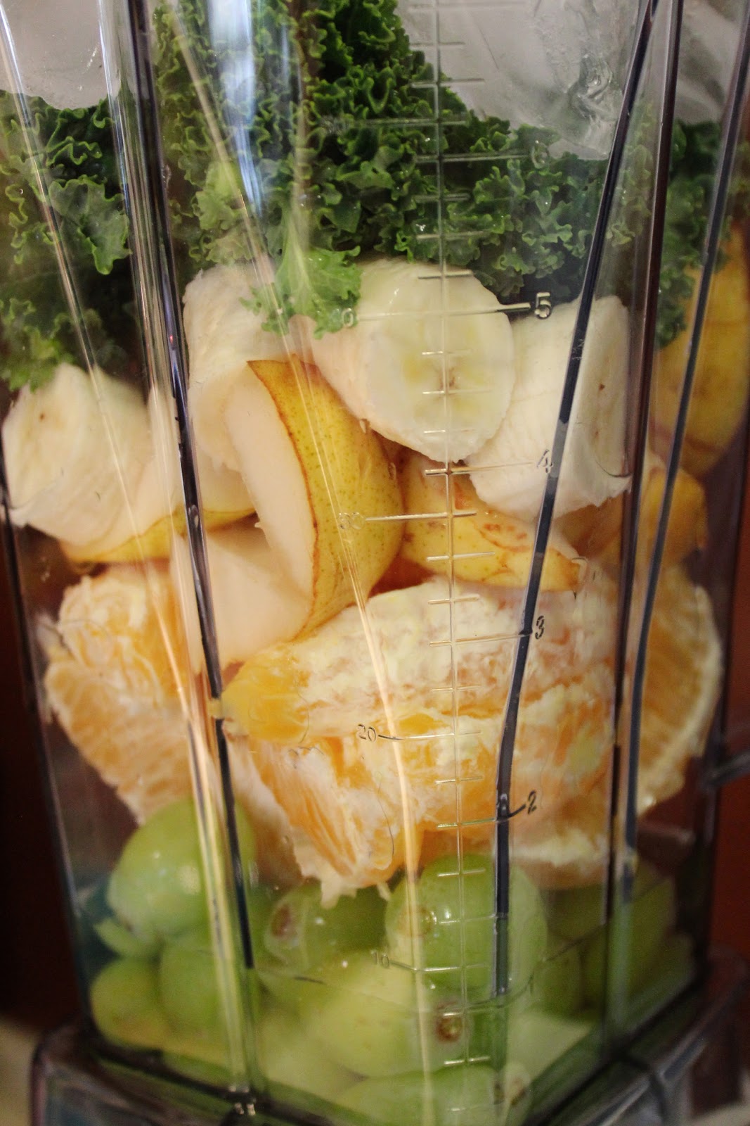 Flannel Jammies Farm kale & pear smoothie