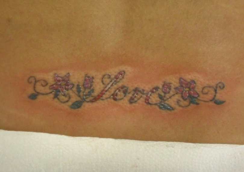 INKUTS: Tattoo - Flores + Love