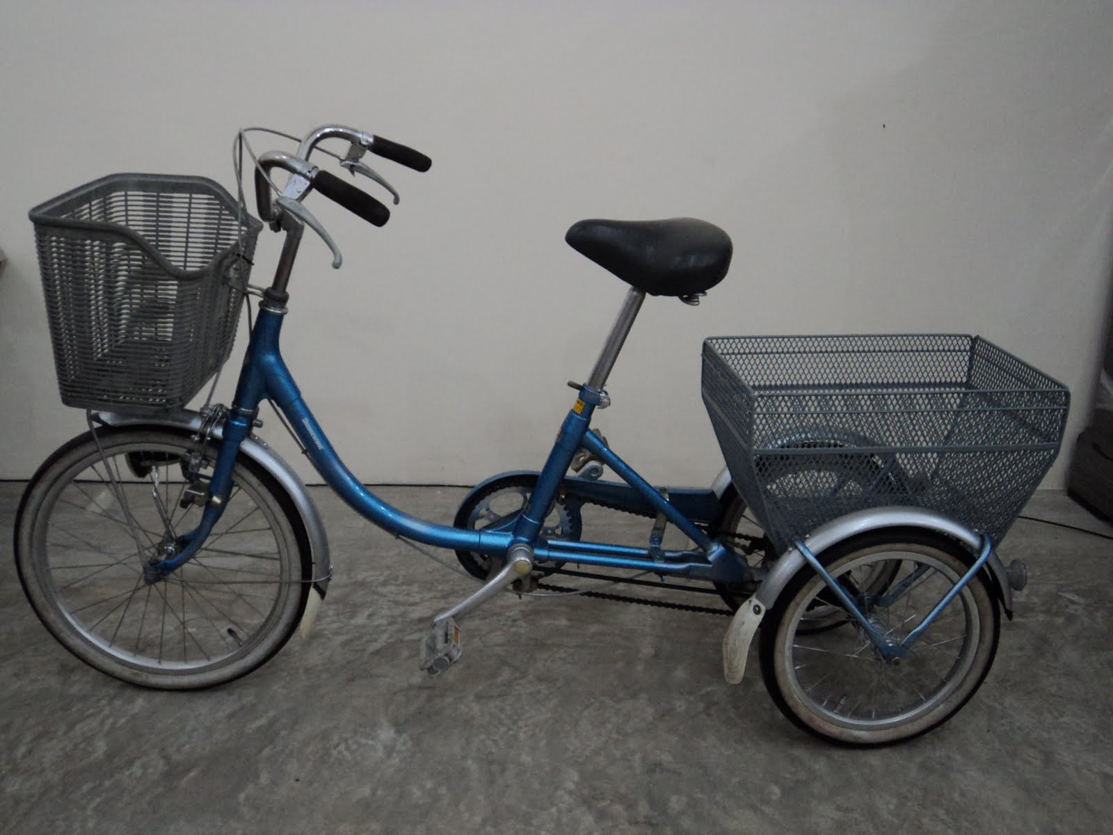 second hand adult tricycle