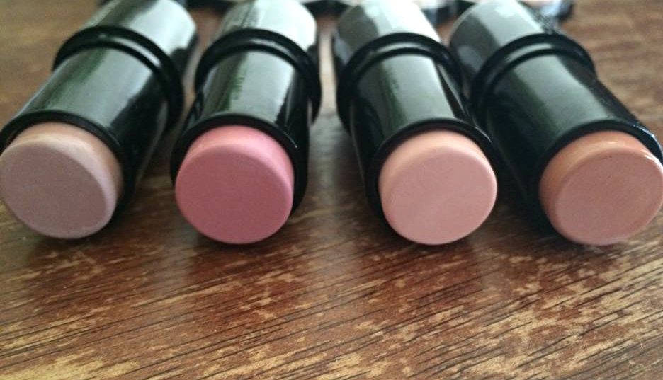 Review Kmart OXx Cream & Powder Blushes Gidget Cooper