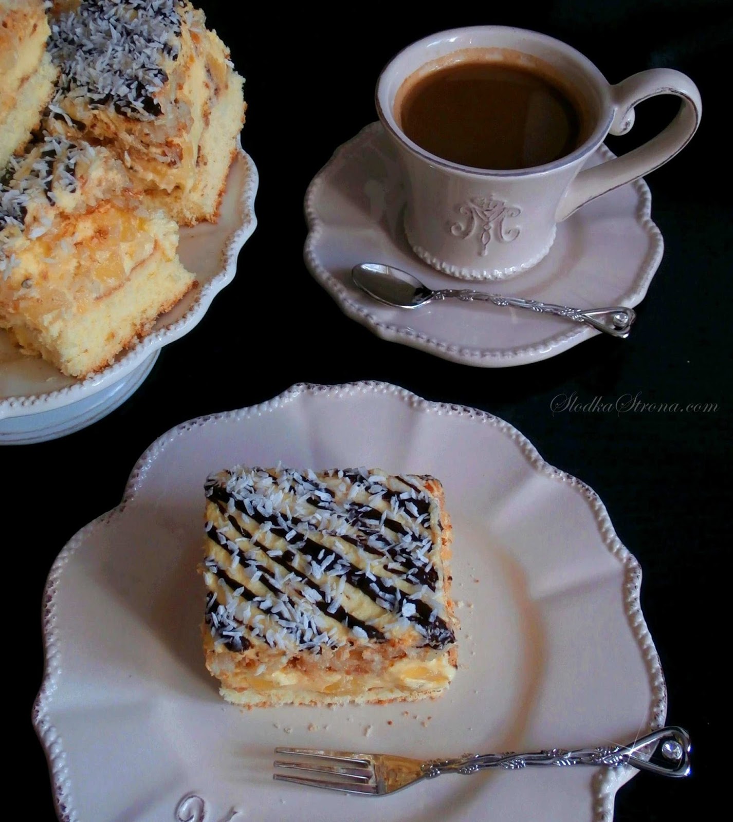 Ciasto Ananasowo-Kokosowe - Przepis - Słodka Strona