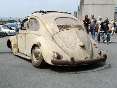 Um HoodRide em 90 dos casos um modelo Volkswagen antigo n o fusca hoodride