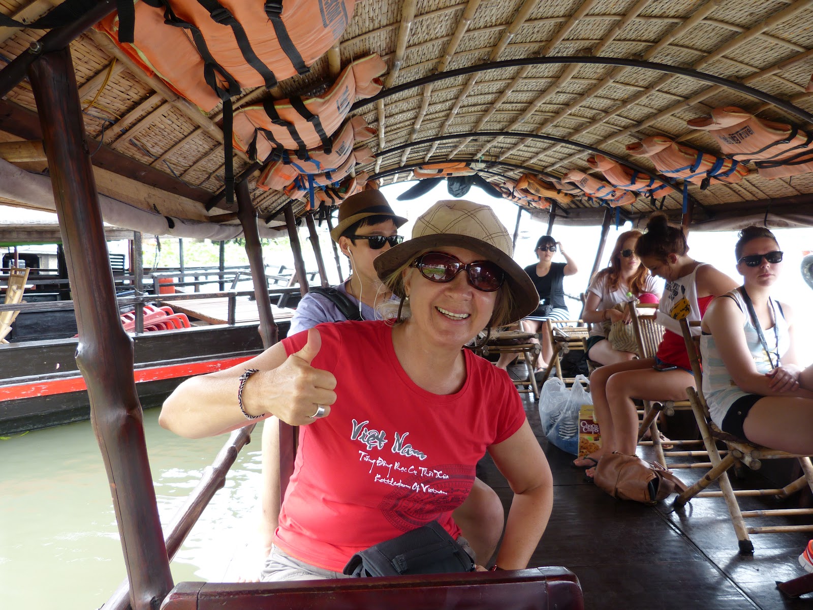 Long Xuyen Crocodile Farm - thousands of the creepy creatures