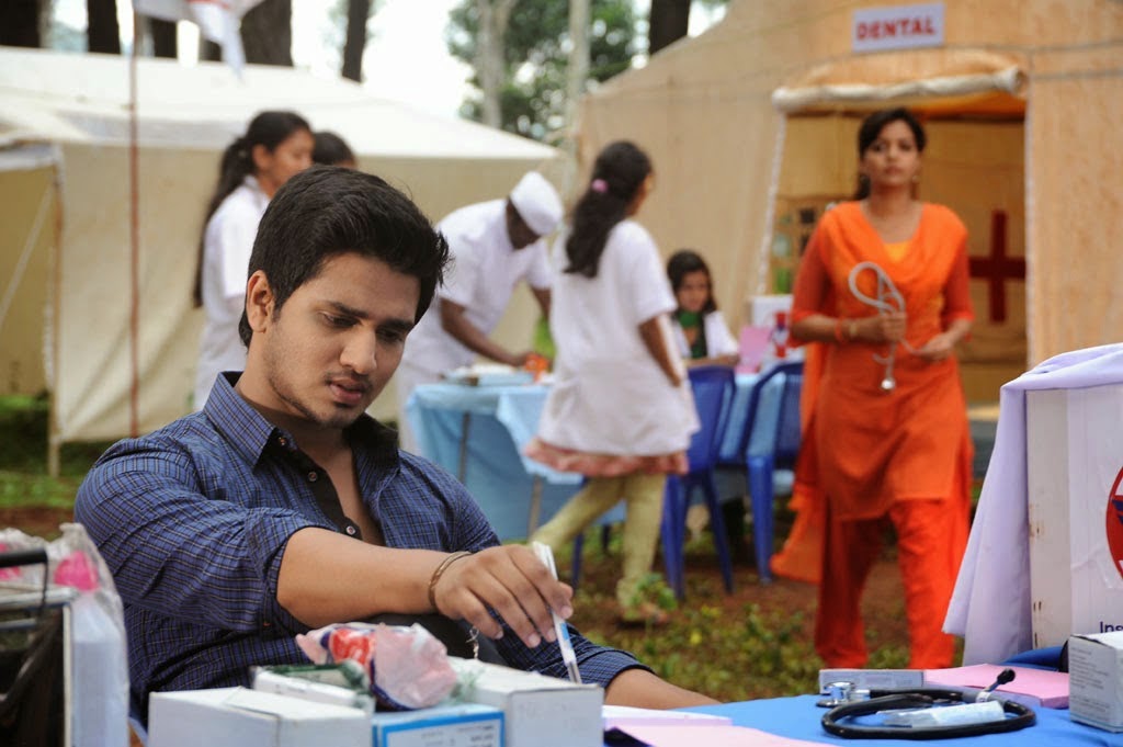 Karthikeya Movie Latest Stills | No1HDWALLPAPERS