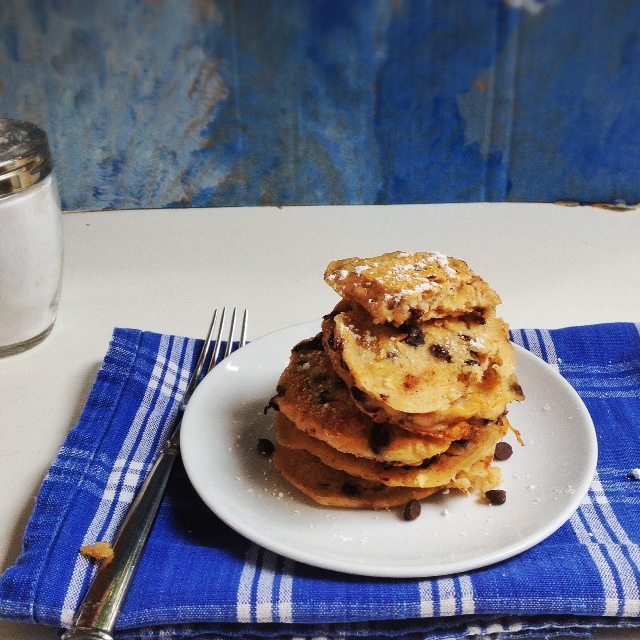 Mix it Up Oatmeal Cookie Pancakes