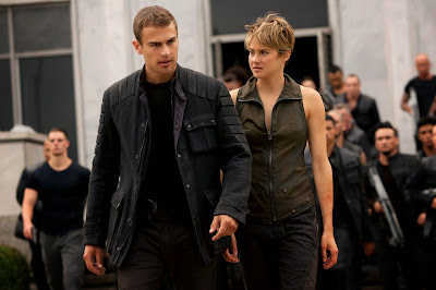 Insurgent Shailene Woodley Theo James Picture