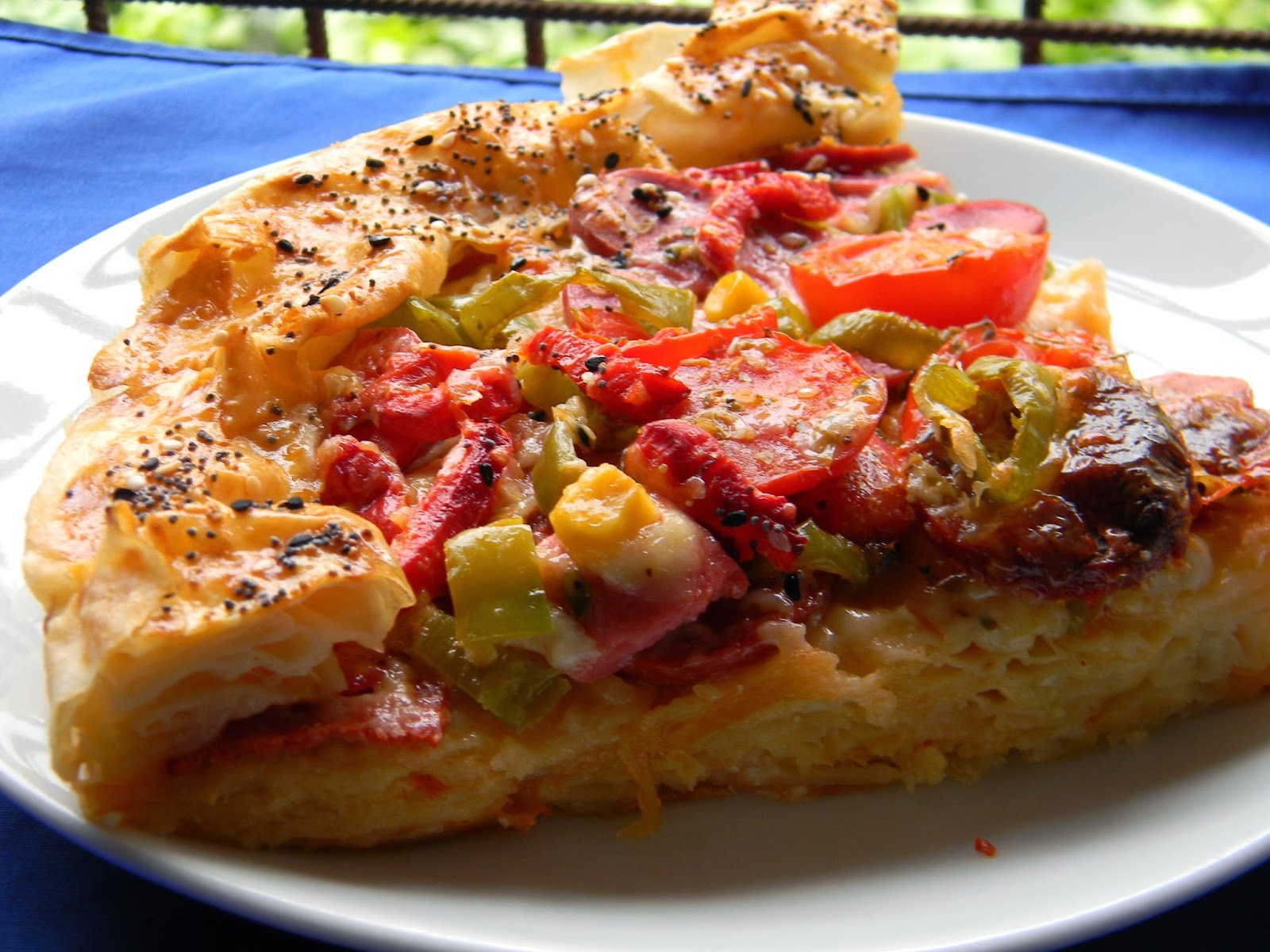 Yufkadan Pratik Pizza. Vişnap
