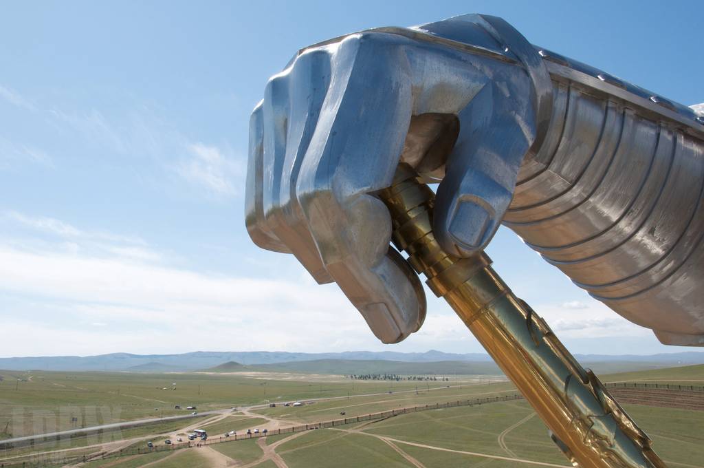genghis%2Bkhan%2BChinggis%2BKhaan%2Bstatue%2Bhorse%2Bequestrian%2Bmongolia%2B7.jpg