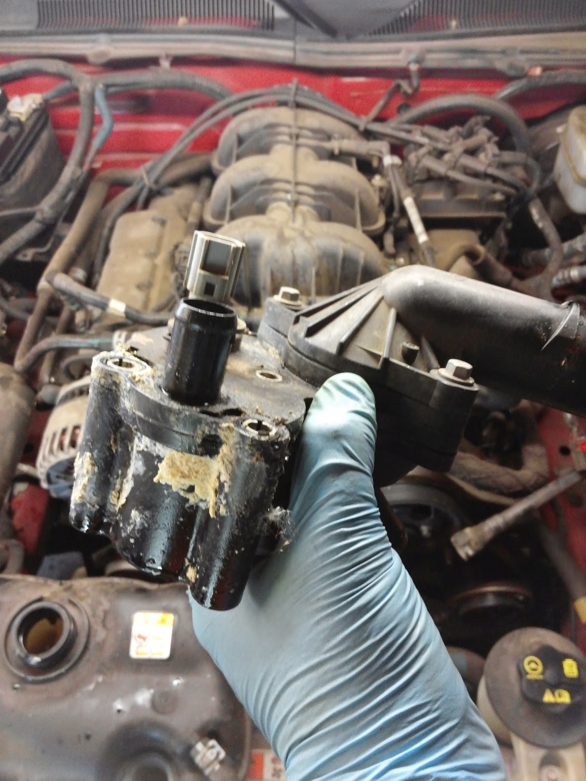 TimtheTech 2008 Ford Mustang 4.0, Coolant Leak at Thermostat Housing