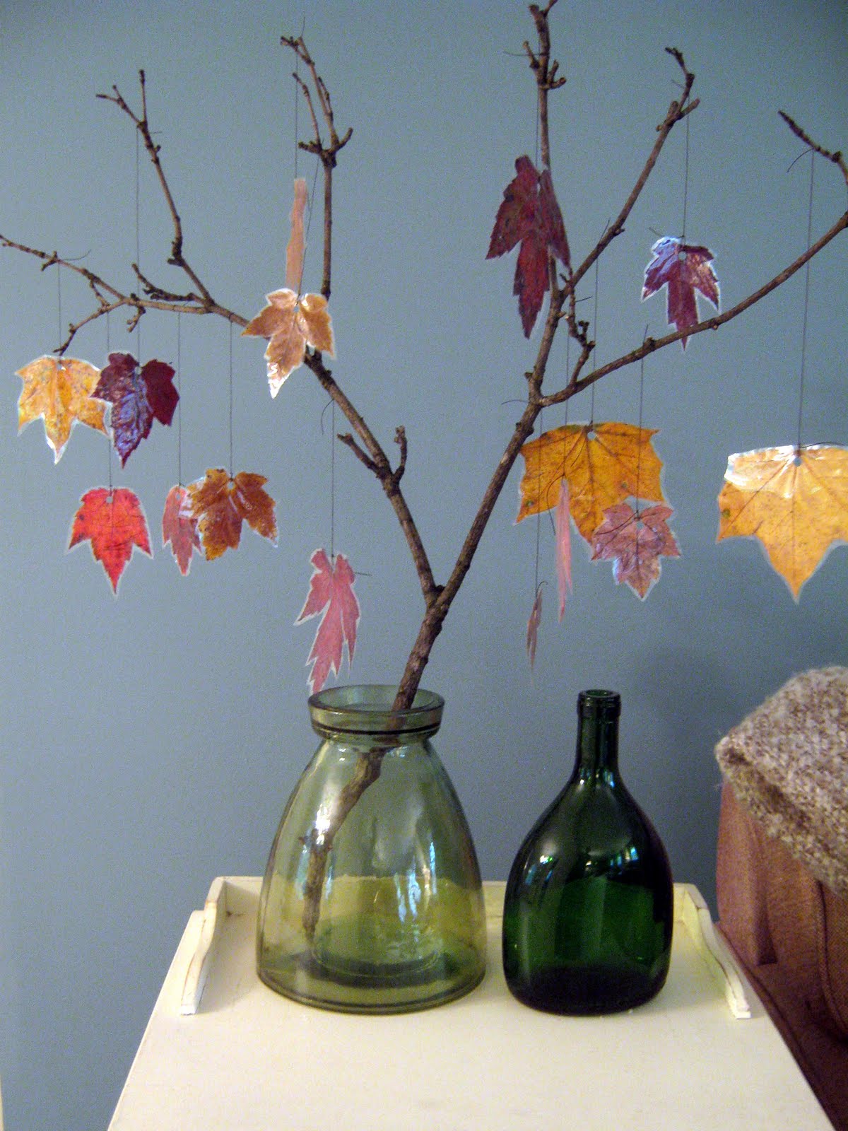 Home Made Modern Leaf Mobile & Kid Craft Roundup
