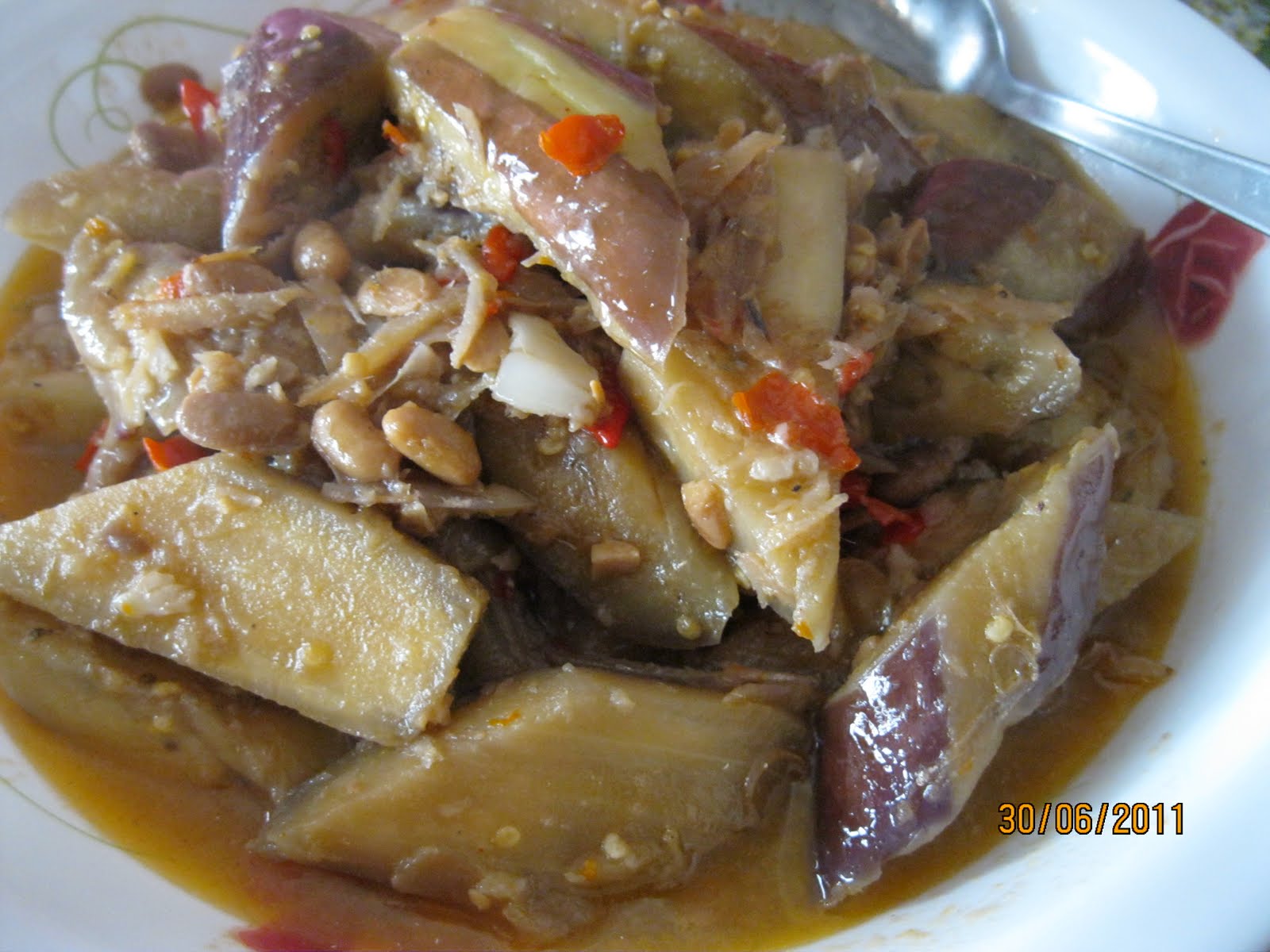 Dari Dapur Maklong Terung Masak Taucu