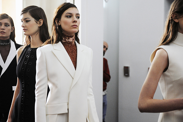 Kati Nescher backstage at Mugler fall 2015 Kati Nescher backstage at Mugler fall 2015