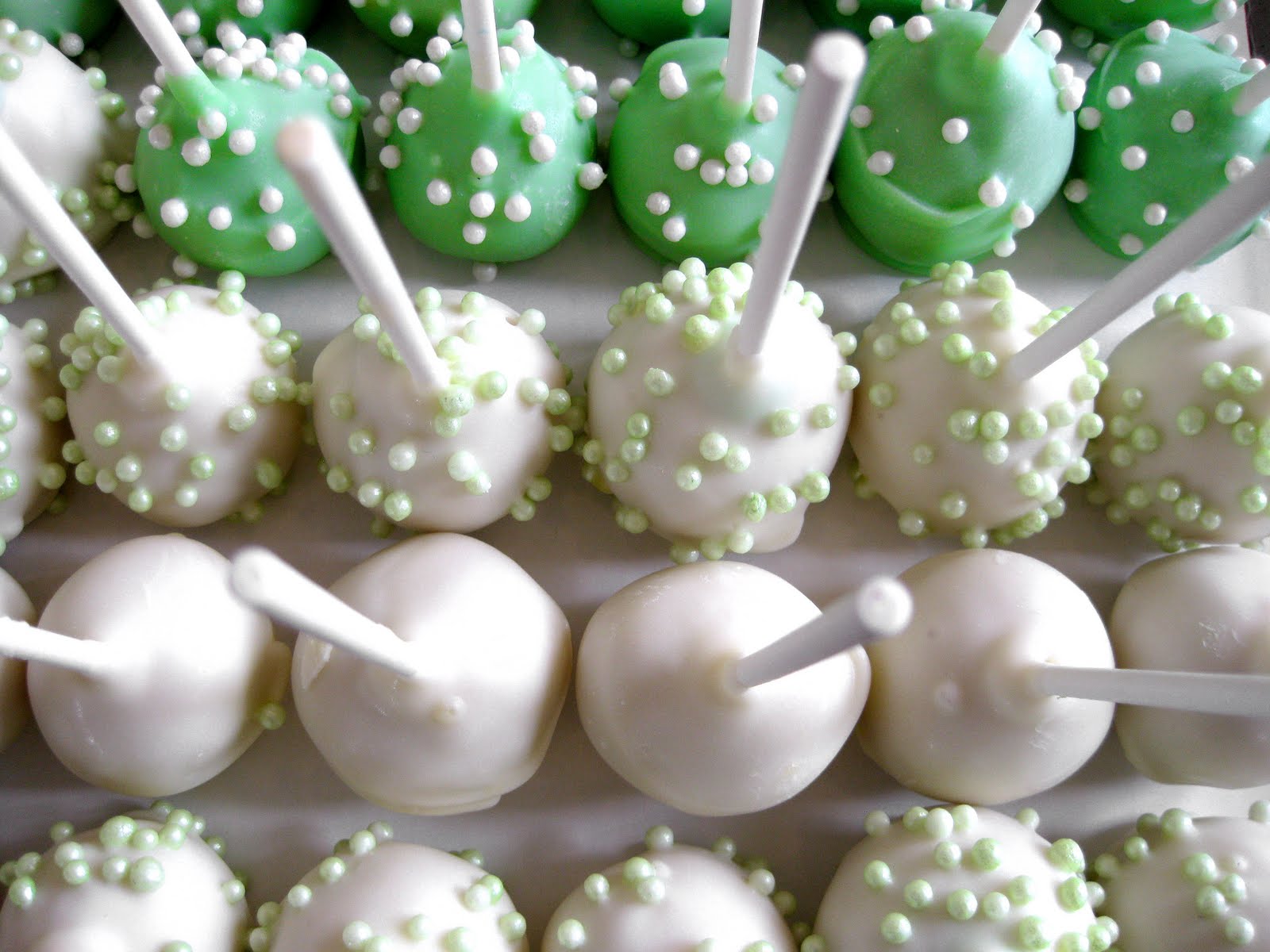 Cheese cake pops. 