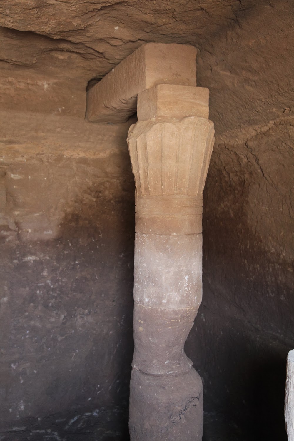 El Kurru: A Royal City of Ancient Kush  Palm+column