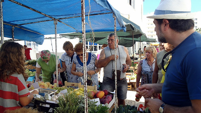 mercado-de-Armacao-de-Pera