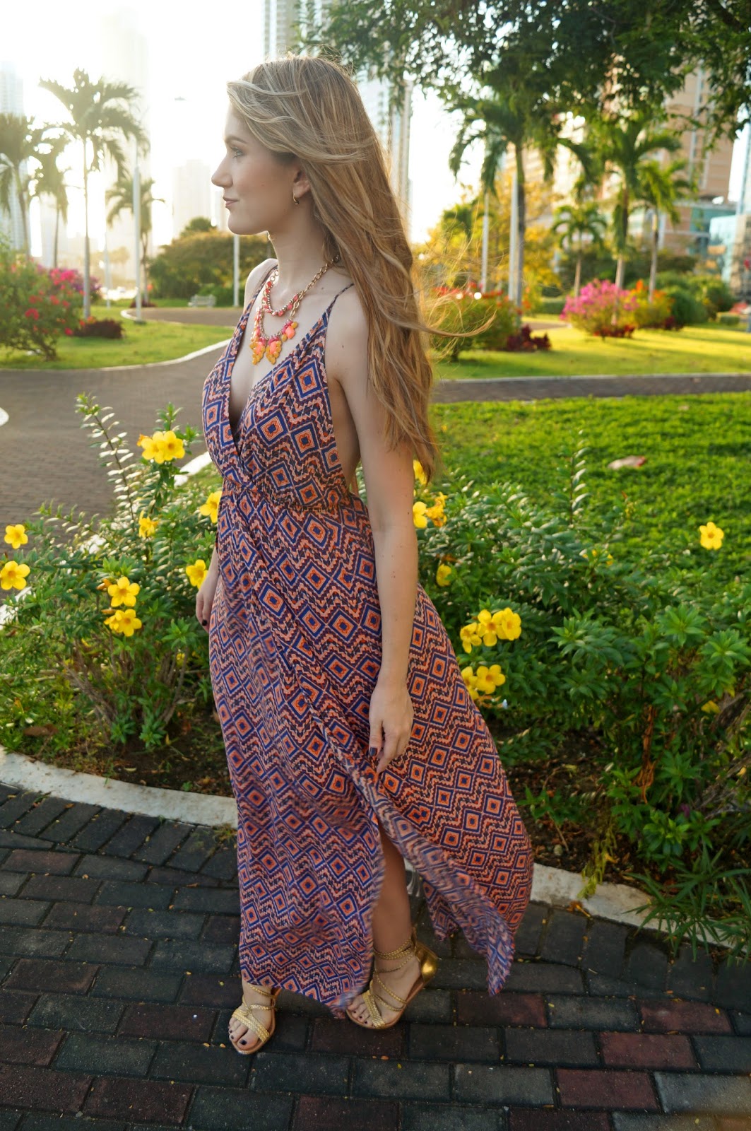 Summer Outfit Idea with Maxi Dresses