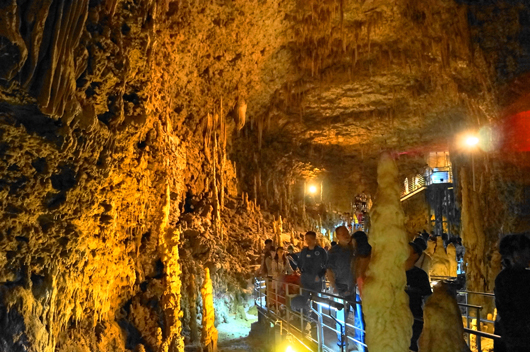 Gyokusen cave