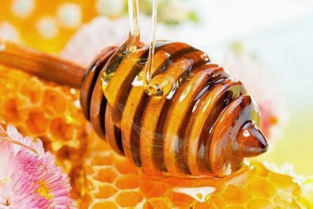 Độc chiêu triệt lông chân tại nhà không gây đau rát tuyet chieu tay long chan tai nha1 Độc chiêu triệt lông chân tại nhà không gây đau rát