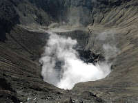 wisata bromo, paket wisata bromo, wisata gunung bromo, kawah btomo, travel bromo