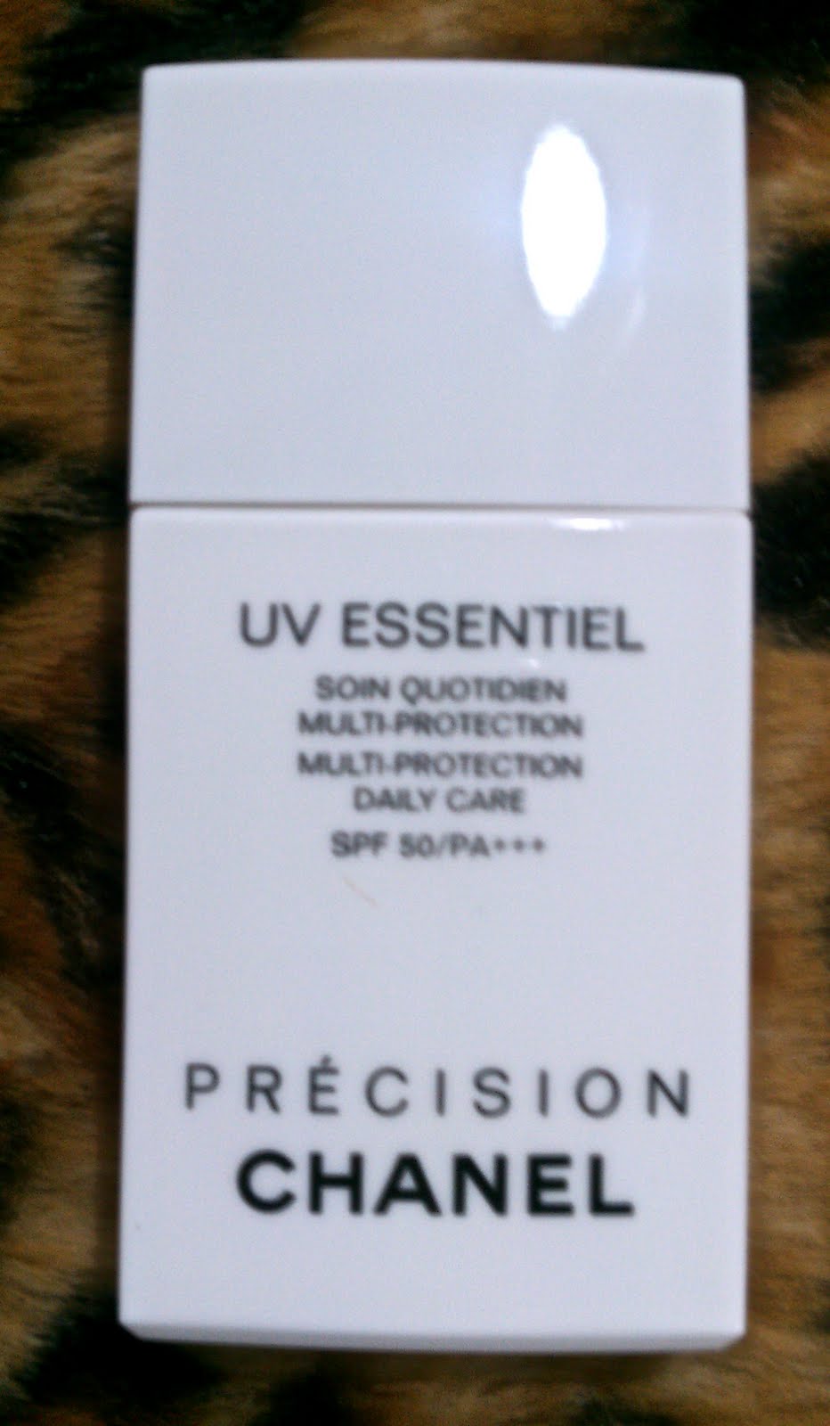  CHANEL by Chanel UV Essentiel Protective UV Care Anti